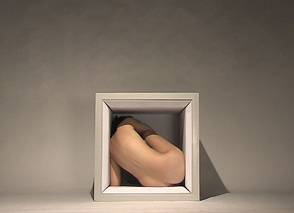 Levedad interior (fotogramas), políptico compuesto por 12 impresiones digitales realizadas tintas pigmentadas sobre papel de algodón (Photo Rag 188g – Hahnemuhle), 18x23, 2012. 9