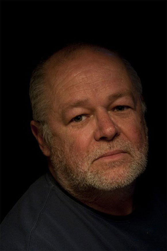 Fundación Internacional de Derechos Humanos en las Islas Canarias presenta  «A cielo descubierto», del artista plástico tinerfeño Andrés Delgado, en Studio Squina (Madrid) // CanariasCreativa.com