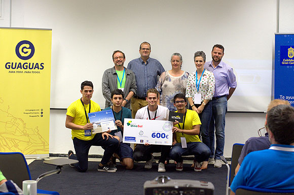 Un revestimiento de plástico difícil de reciclar gana el máximo galardón del primer #Climathon que acoge Gran Canaria // CanariasCreativa.com