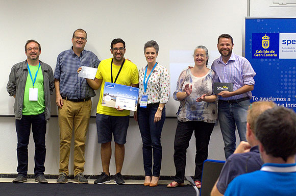 Un revestimiento de plástico difícil de reciclar gana el máximo galardón del primer #Climathon que acoge Gran Canaria // CanariasCreativa.com