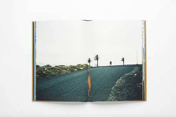 La publicación “END-TO-END”, de Amalia Márquez, se acerca a tus Reyes grancanarios en bici.