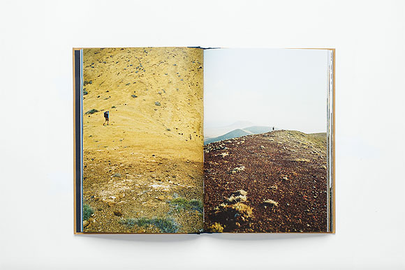 La publicación “END-TO-END”, de Amalia Márquez, se acerca a tus Reyes grancanarios en bici.