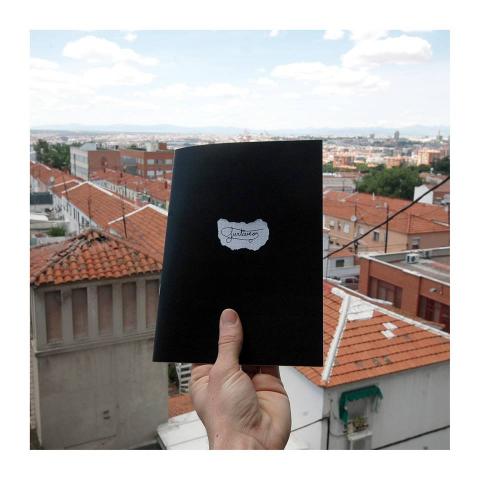 Taller de Fanzine y Autoedición: FANZINE-TÍZATE, en equipo PARA // CanariasCreativa.com