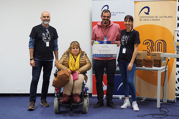 El equipo «Los terratoroides» GC002, y su plataforma aérea para detectar y dar respuesta a emergencias humanitarias, se alza con el primer premio de HackForGood Canarias 2019 // CanariasCreativa.com