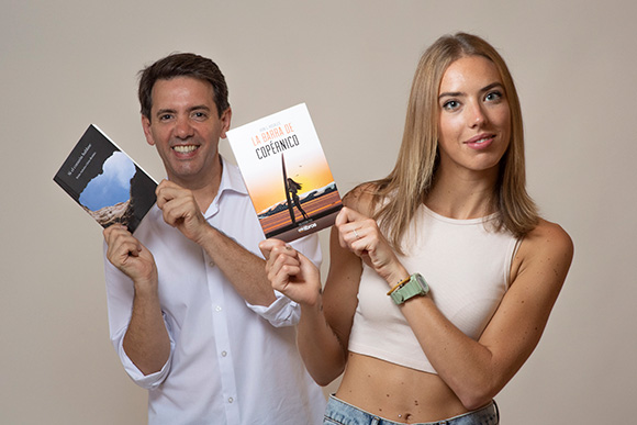 Doble presentación de poesía en la Feria del libro de Las Palmas: «Si el corazón hablase» y «La barra de Copérnico» // CanariasCreativa.com