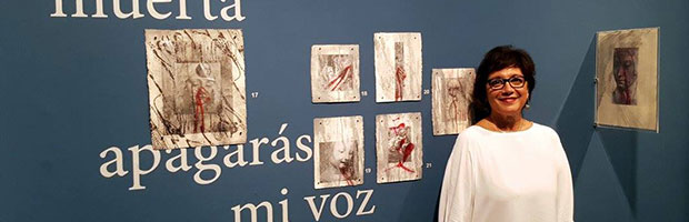 Paqui Martín pone imagen a los microrrelatos de 65 autoras canarias contra la violencia de género, en la Casa de Colón // CanariasCreativa.com