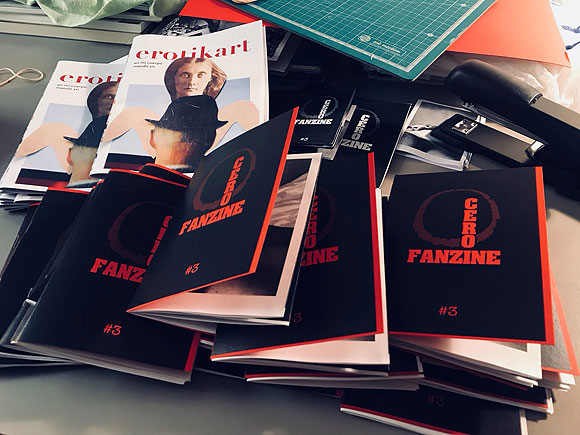 El tercer aniversario de la Sala de exposiciones El Quirófano se celebra mañana en Arrecife con un con un mercado de arte en la plaza del CSC La Vega // CanariasCreativa.com