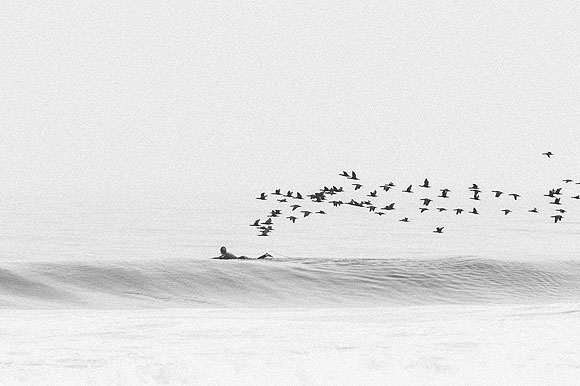 El inmortalizador de viajes sobre la cresta de las olas - Sergio Villalba // CanariasCreativa.com