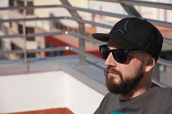 Cambando la Peluka a ritmo compasado // Carlos Fernández aka Woodhands // CanariasCreativa.com